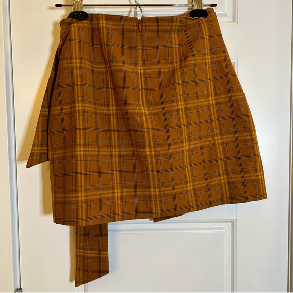 ARITZIA WILFRED DORINE MID RISE FAUX WRAP MINI SKIRT SIZE 4 IN ORANGE PLAID - Picture 6 of 12